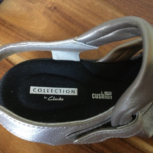 ✔️ New Collection by Clark’s Saylie Moon Strappy Sandal Size 8.5 - Picture 5 of 7